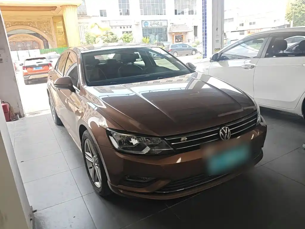 Volkswagen Lamando 2015