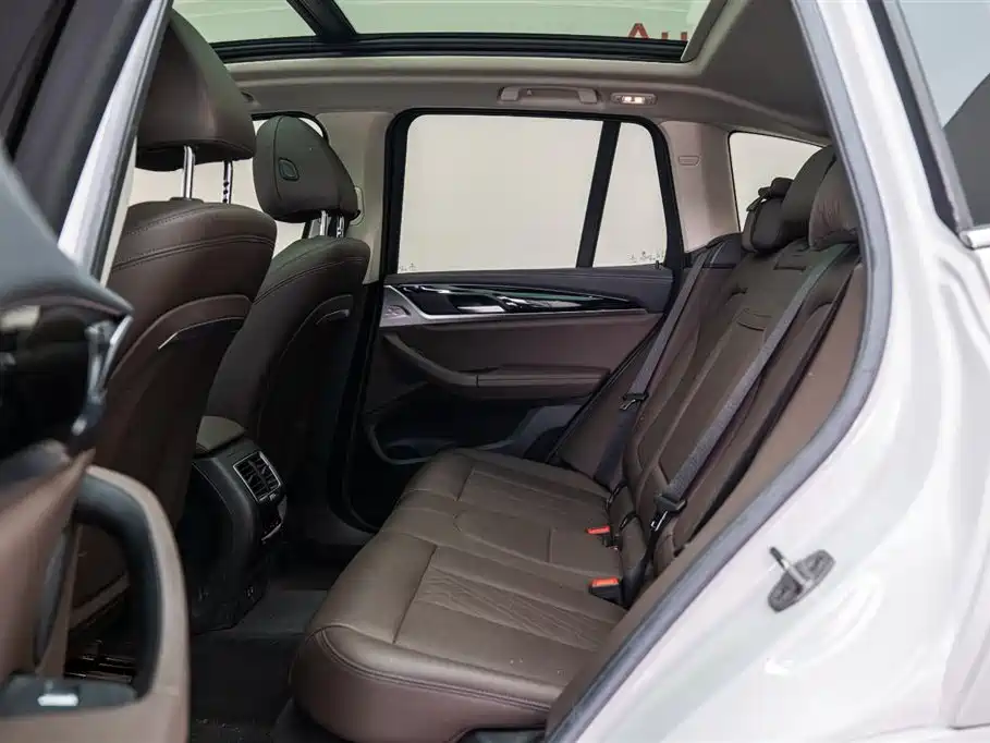 BMW X3 2022 — фото 11