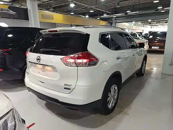 Nissan X-Trail 2016