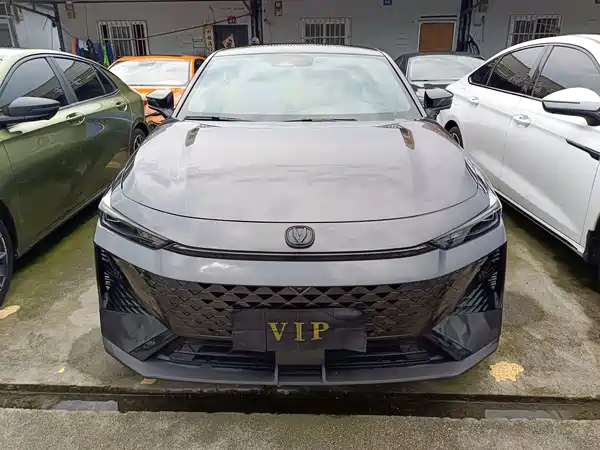 Changan UNI-V 2024