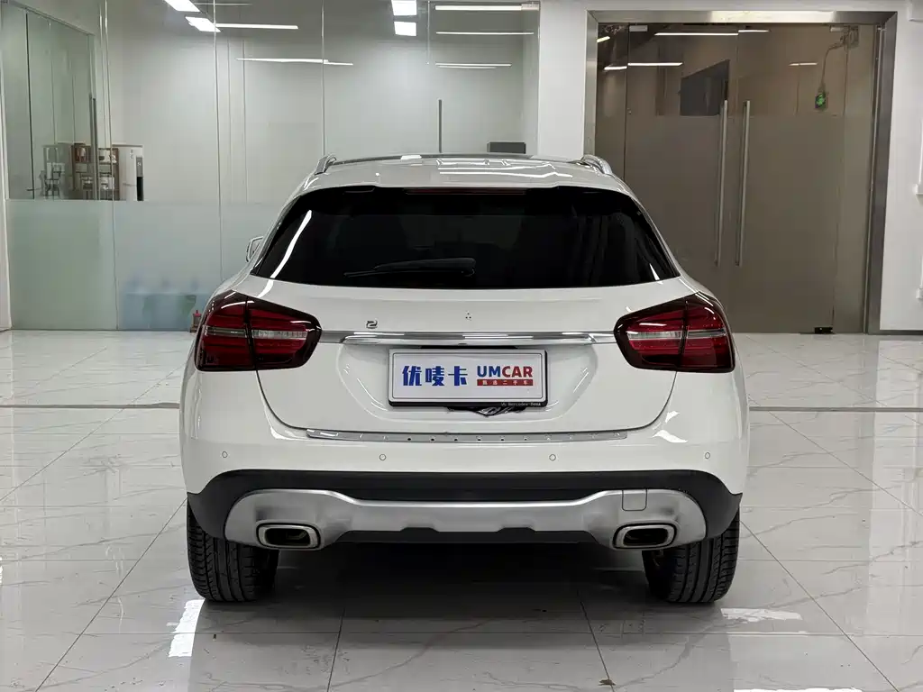 Mercedes-Benz GLA 2019