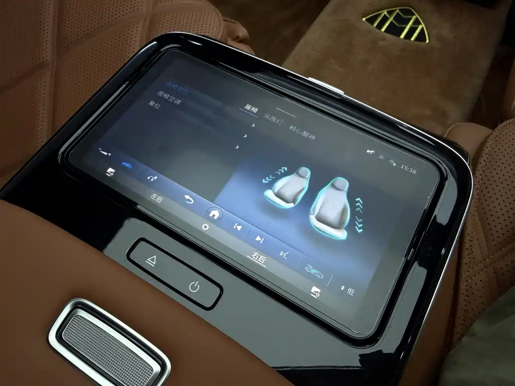 Mercedes-Benz S-Class 2025 — фото 19