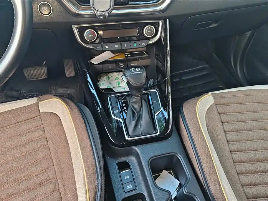 Kia Sportage 2021 — фото 16