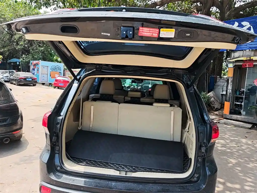 Toyota Highlander 2019 — фото 19