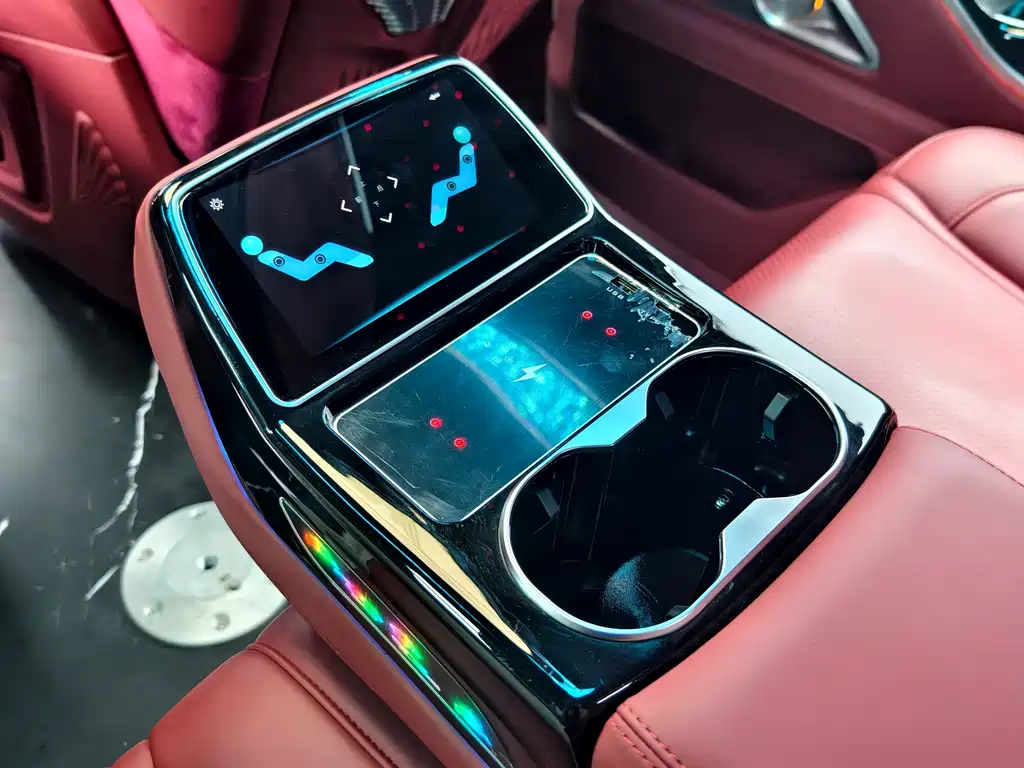 Mercedes-Benz Ascend VITO 2025 — фото 26