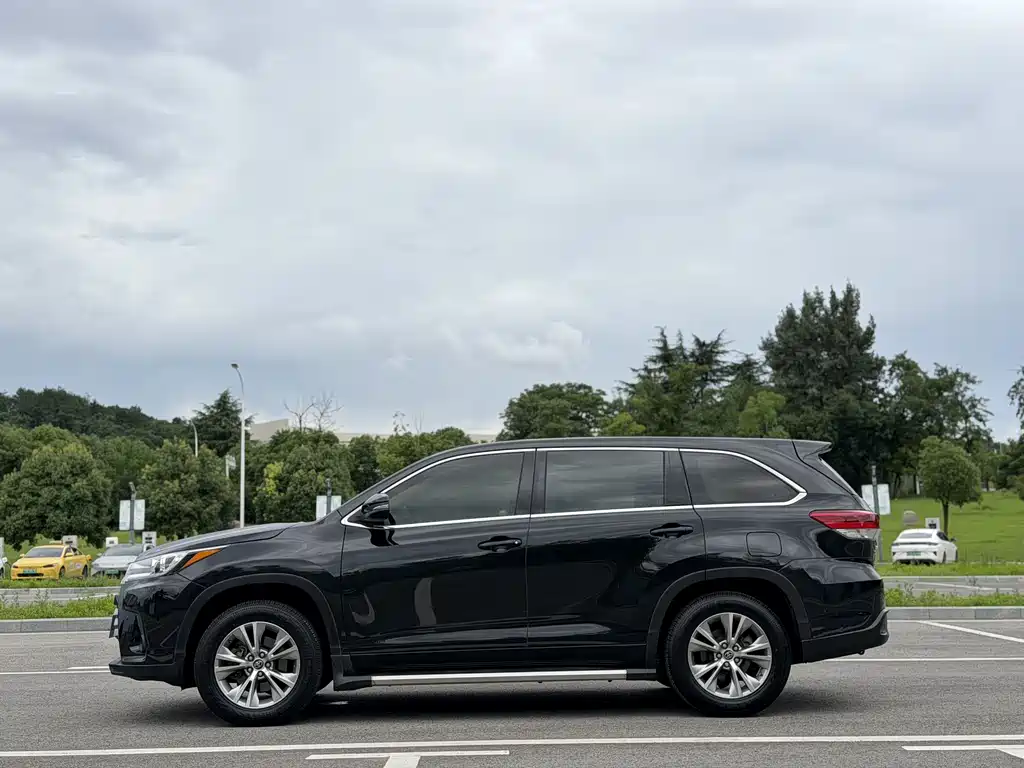 Toyota Highlander 2018