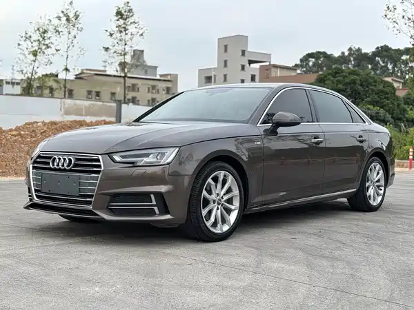 Audi A4L 2018