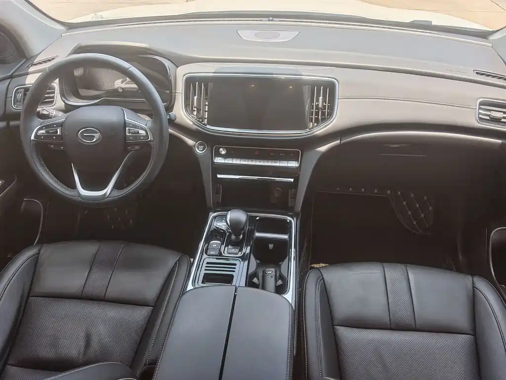 GAC Motor Trumpchi GS8 2020 — фото 11