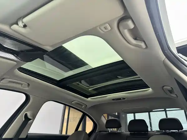 BMW i3 2022