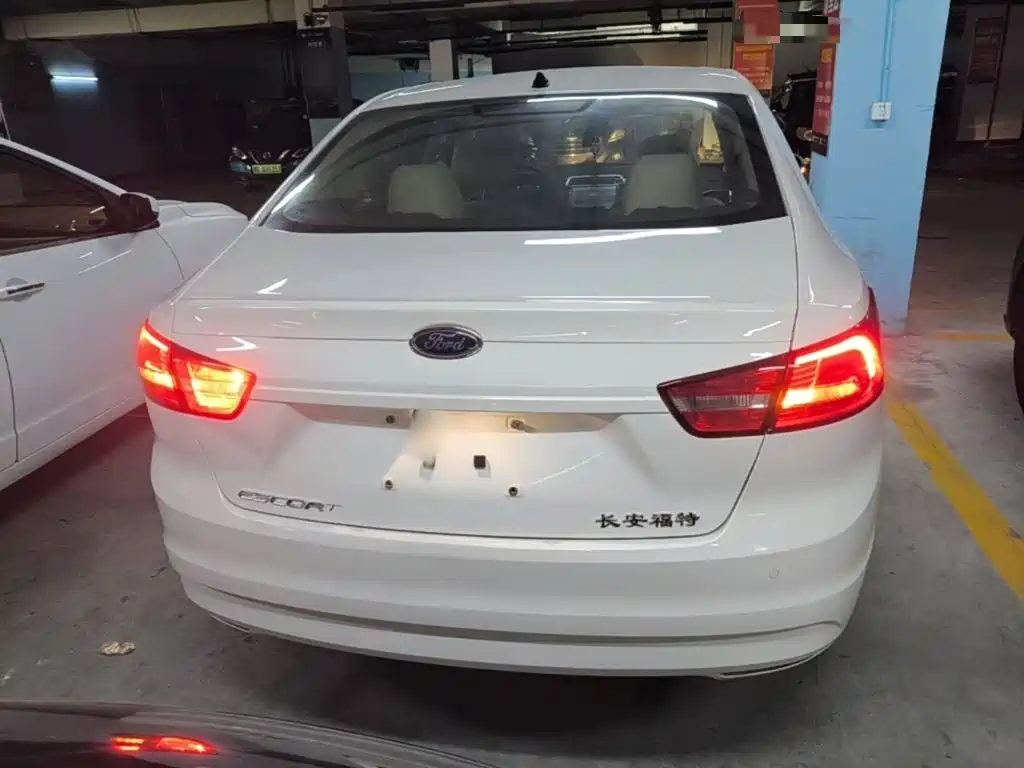 Ford Escort 2017