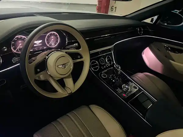 Bentley Continental 2022