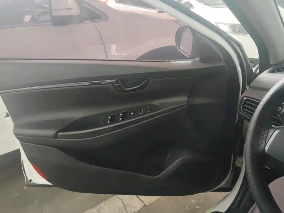 Hyundai Joyful 2018