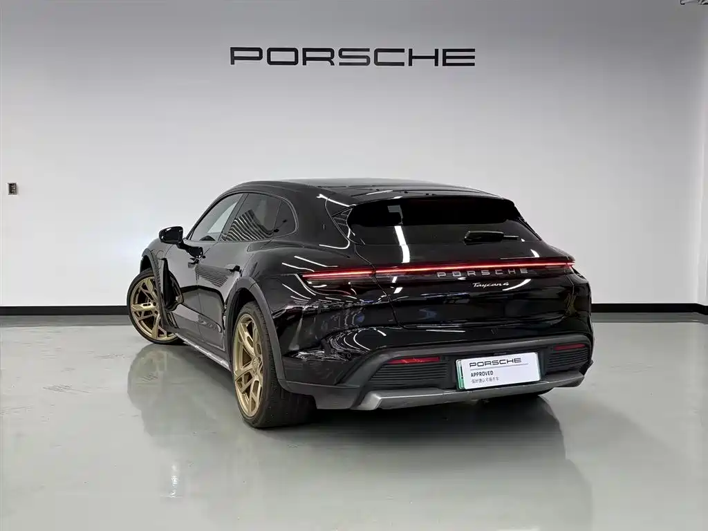 Porsche Taycan 2024 — фото 5