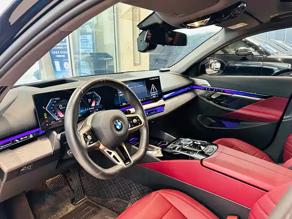 BMW 5 Series 2025