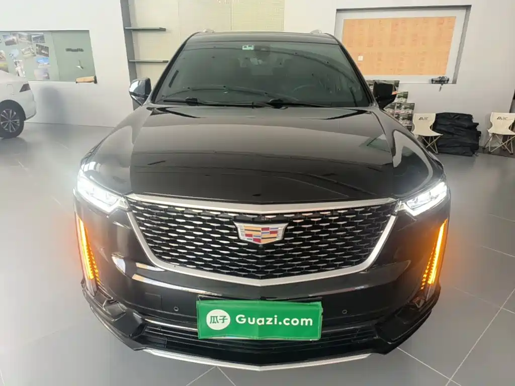Cadillac XT6 2022 — фото 3