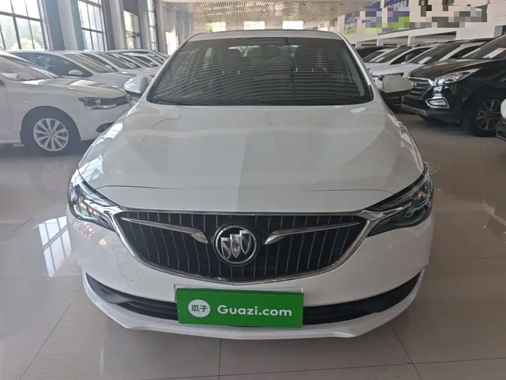 Buick Excelle 2019 — фото 3