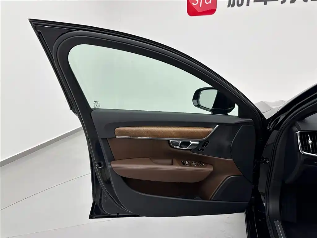 Volvo S90 PHEV 2024 — фото 8