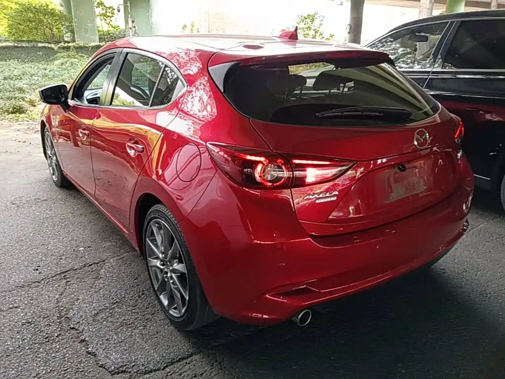 Mazda 3 Axela 2019