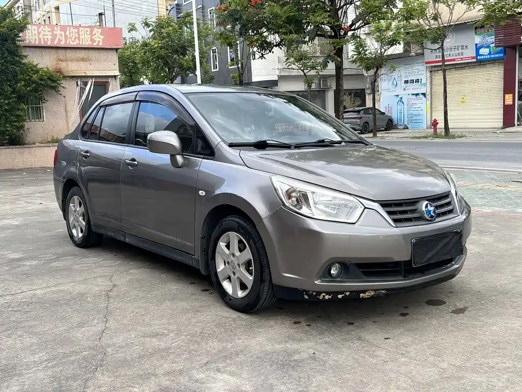 Venucia D50 2013