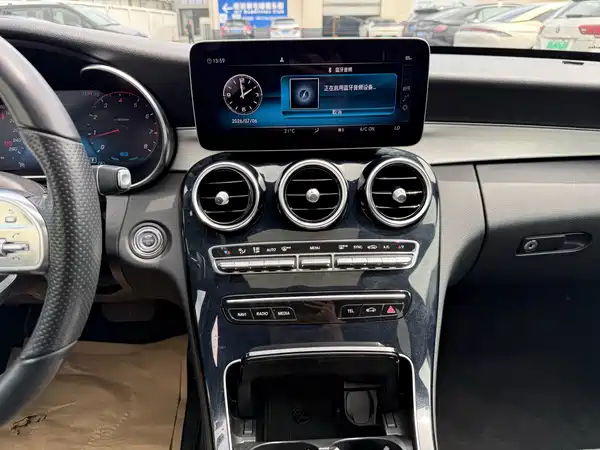 Mercedes-Benz C-Class 2021