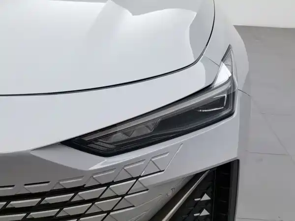 Changan UNI-V 2022