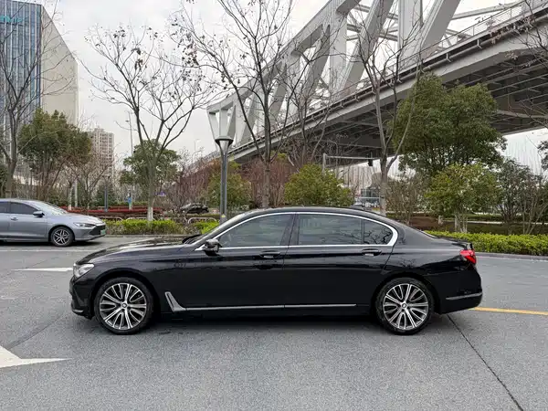 BMW 7 Series 2016