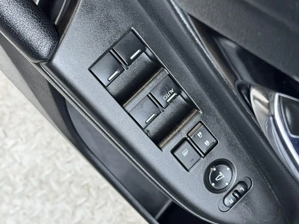 Honda Accord 2017 — фото 11