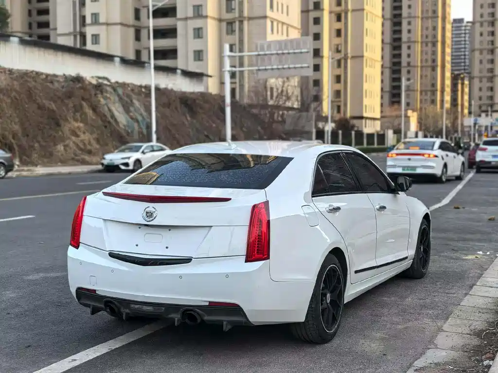 Cadillac ATS-L 2015 — фото 9