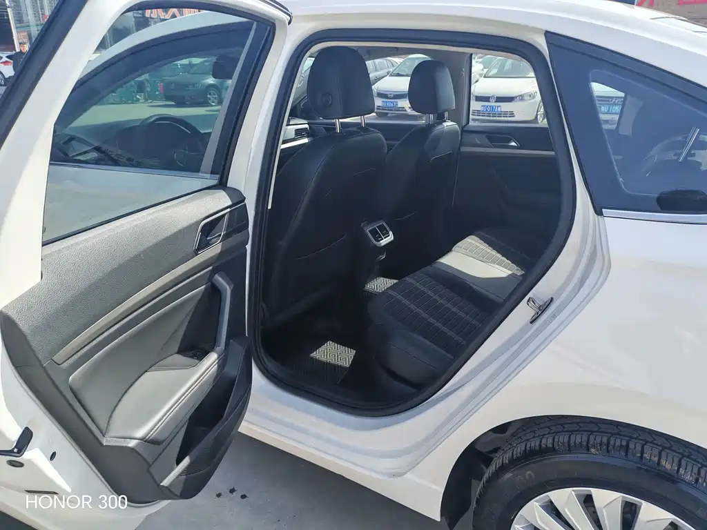 Volkswagen Lavida 2021