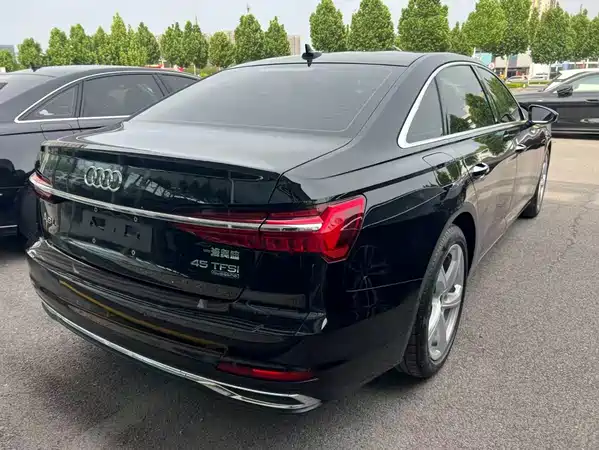 Audi A6L 2023