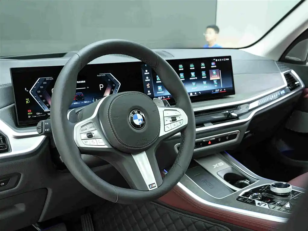 BMW X5 2025