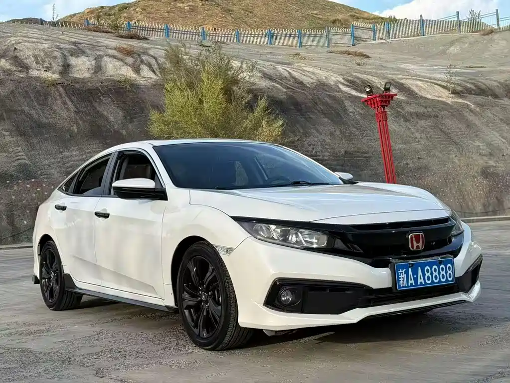 Honda Civic 2020 — фото 1