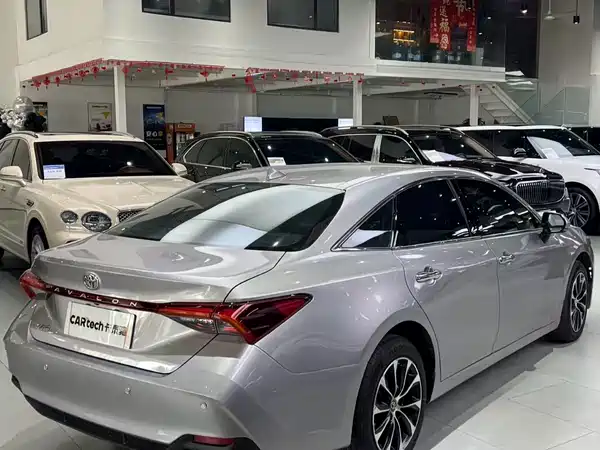 Toyota Avalon 2022