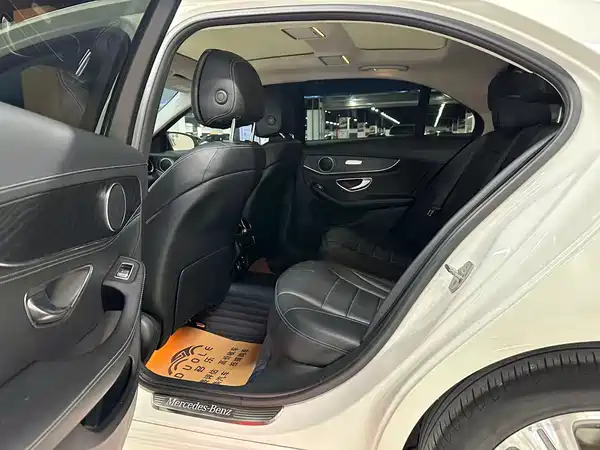 Mercedes-Benz C-Class 2019