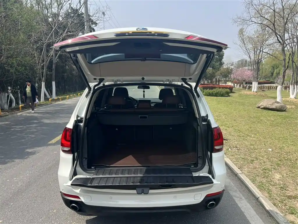 BMW X5 2015 — фото 12