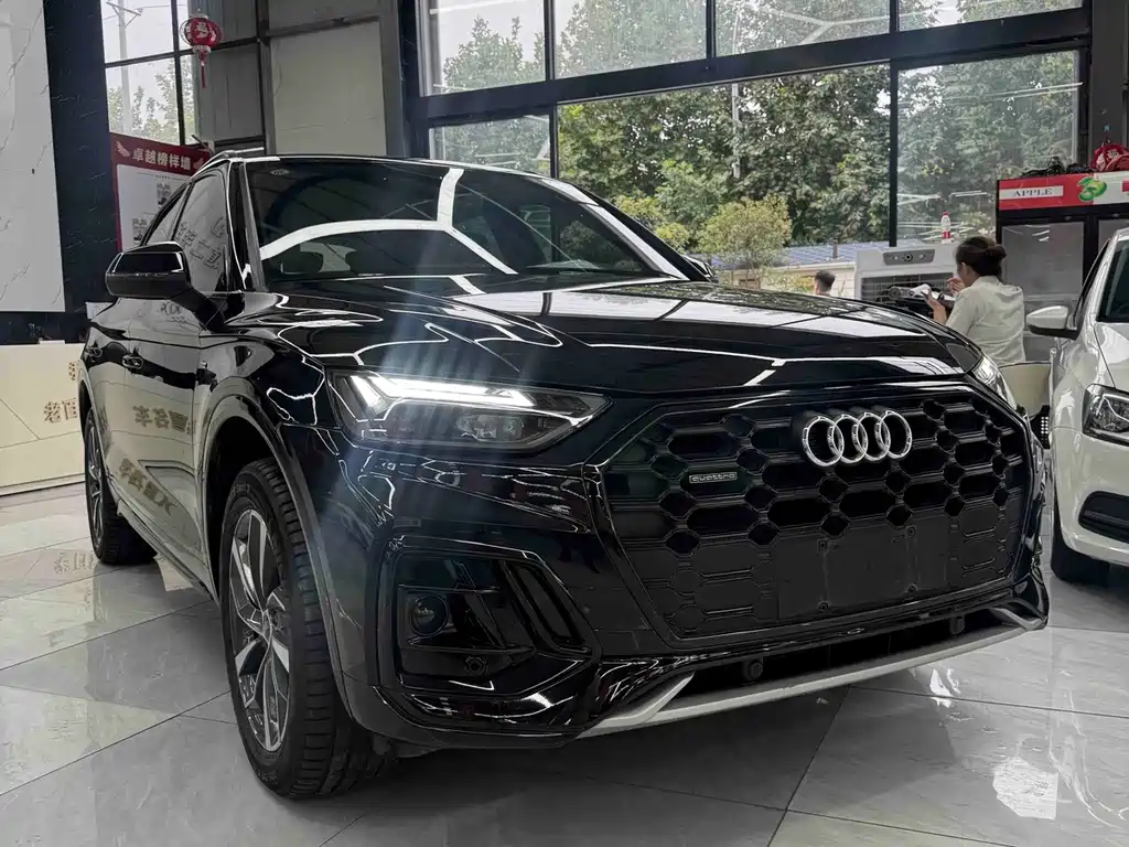 Audi Q5L 2023 — фото 3
