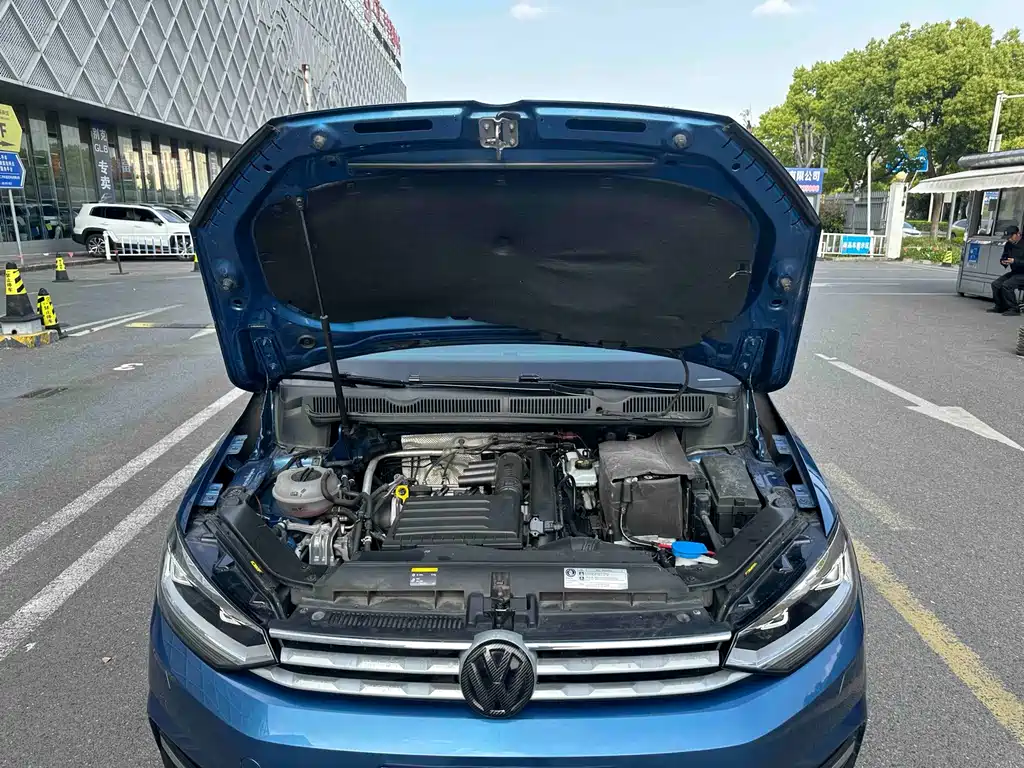Volkswagen Touran 2019 — фото 11