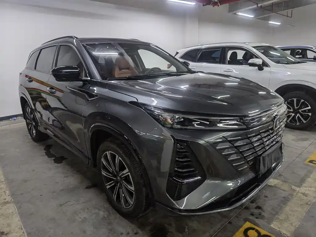 Changan CS75 PLUS 2024 — фото 2