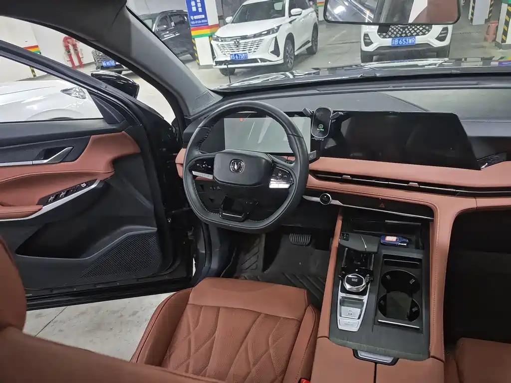 Changan CS75 PLUS 2024 — фото 15