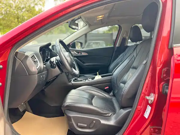 Mazda 3 Axela 2017