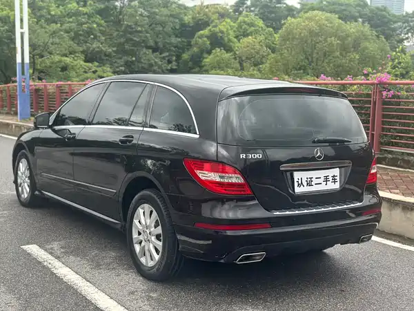 Mercedes-Benz R-Class 2011