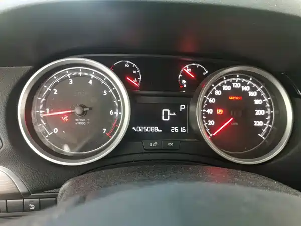 Peugeot 408 2016