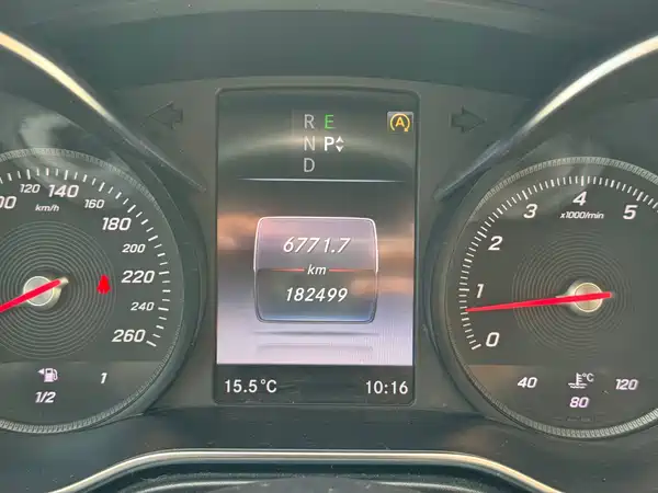 Mercedes-Benz V-Class 2016