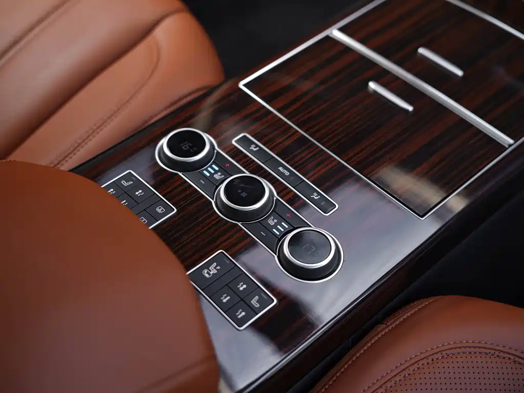 Land Rover Range Rover 2017 — фото 24
