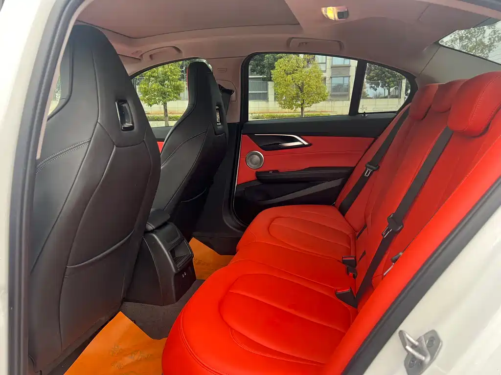 BMW 1 Series 2023