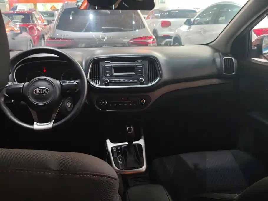 Kia KX3 Proud Running 2015 — фото 12