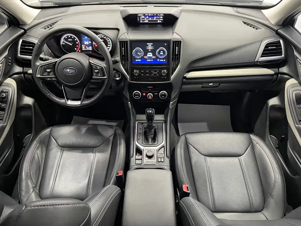 Subaru Forester 2022 — фото 15