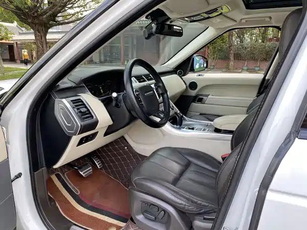 Land Rover Range Rover Sport 2014