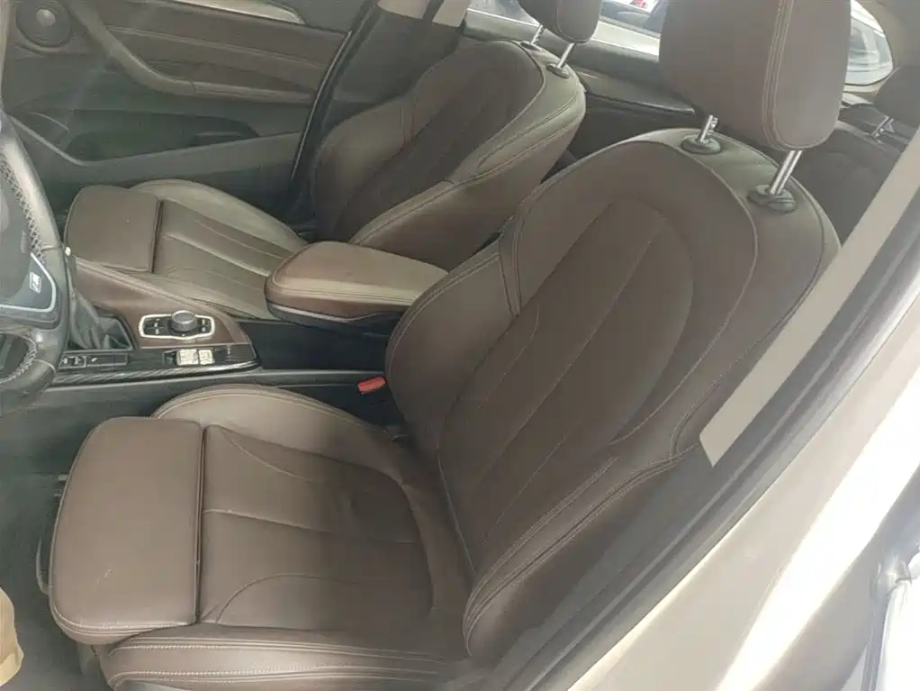 BMW X1 2017 — фото 15