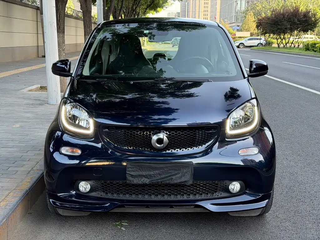 smart Fortwo 2017 — фото 2
